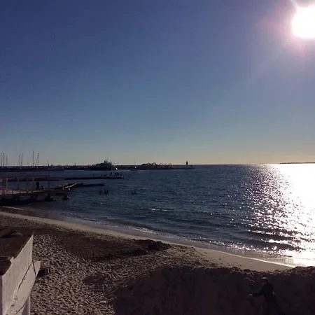 Weekome L'Olivaie - Juan Les Pins 公寓 *